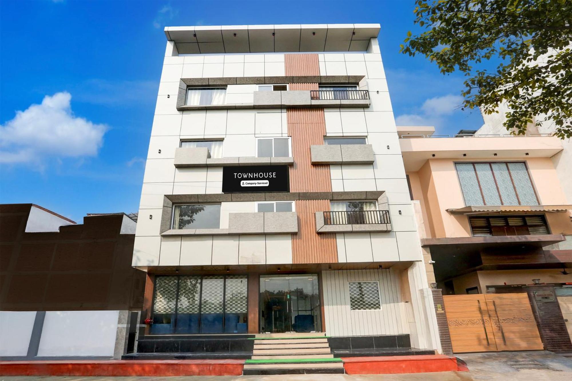 Super Townhouse Taj Nagri Phase 2 Formerly Grand Rivera Tājganj Esterno foto