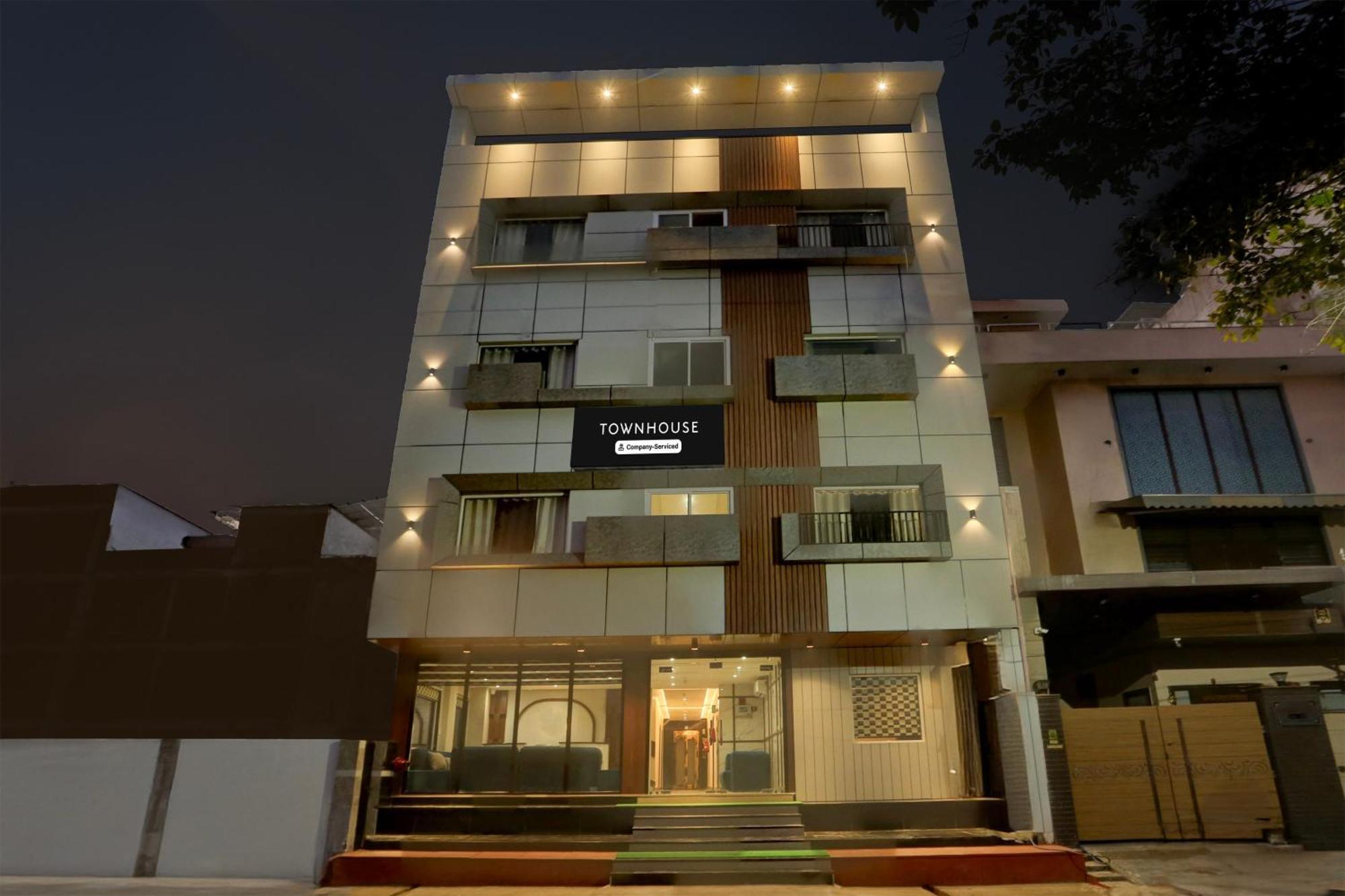 Super Townhouse Taj Nagri Phase 2 Formerly Grand Rivera Tājganj Esterno foto