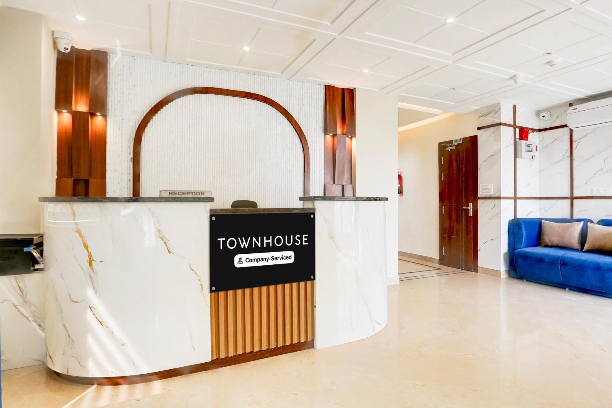 Super Townhouse Taj Nagri Phase 2 Formerly Grand Rivera Tājganj Esterno foto