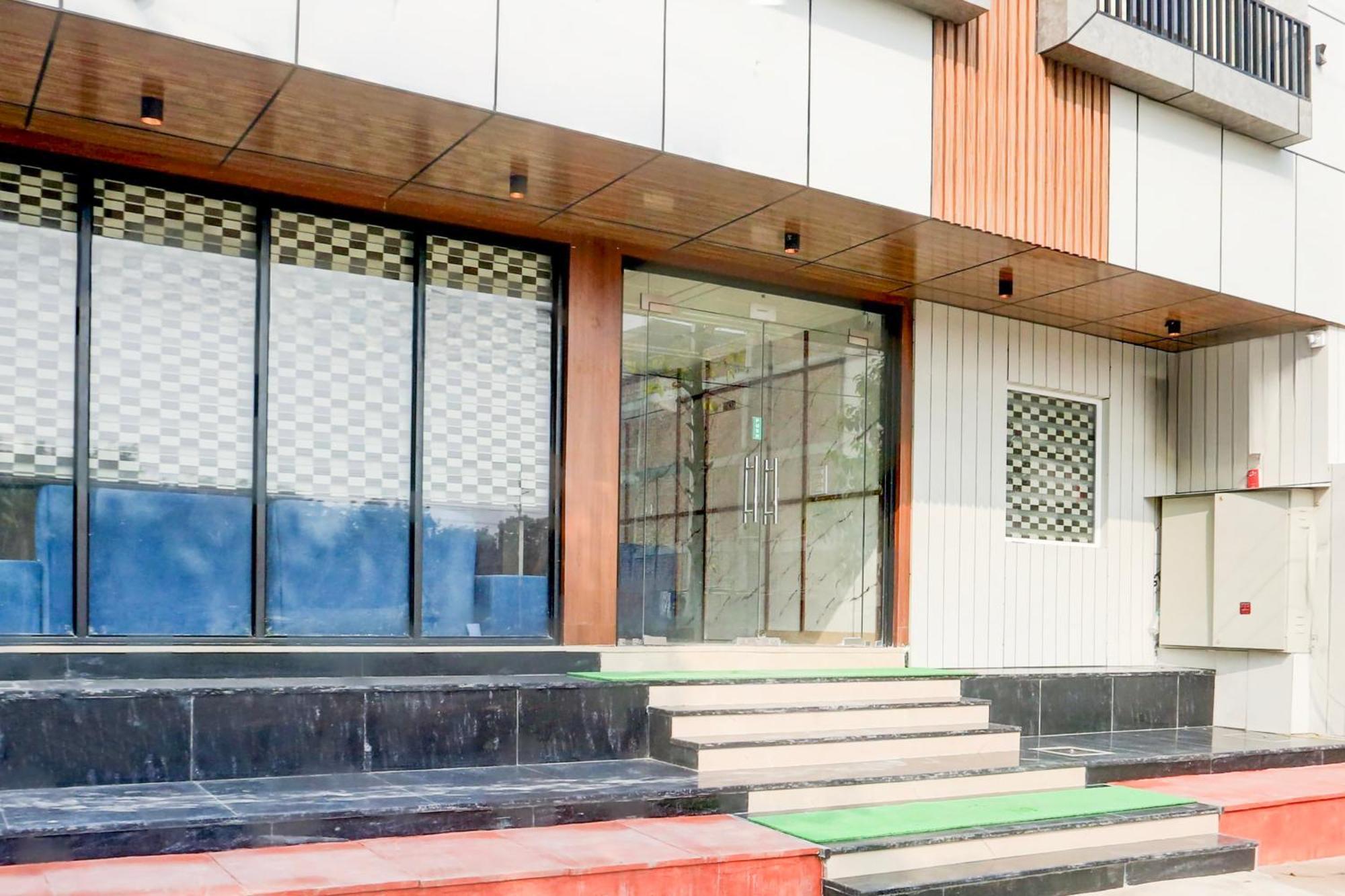 Super Townhouse Taj Nagri Phase 2 Formerly Grand Rivera Tājganj Esterno foto