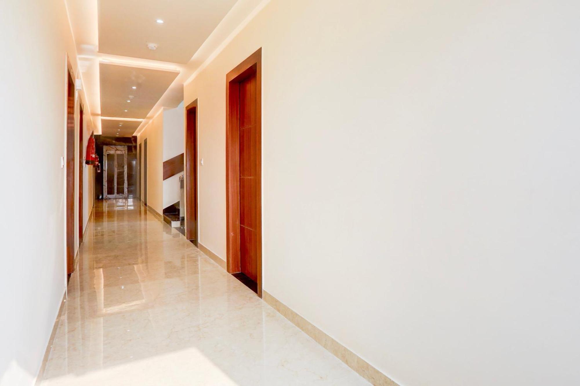 Super Townhouse Taj Nagri Phase 2 Formerly Grand Rivera Tājganj Esterno foto