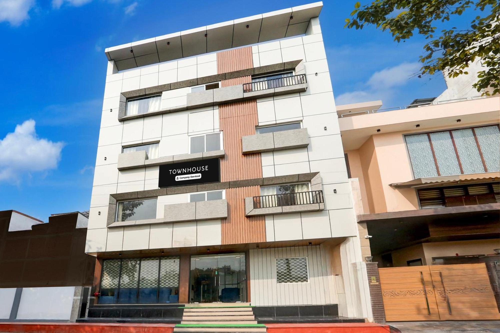 Super Townhouse Taj Nagri Phase 2 Formerly Grand Rivera Tājganj Esterno foto